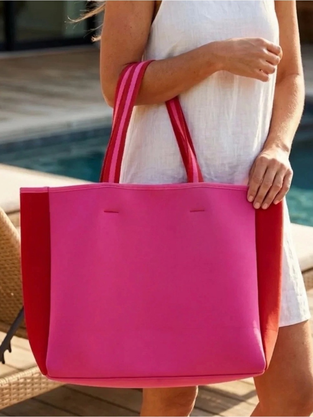 SummerSalt The Perfect Beach Tote Bag in Bright Pink/Red